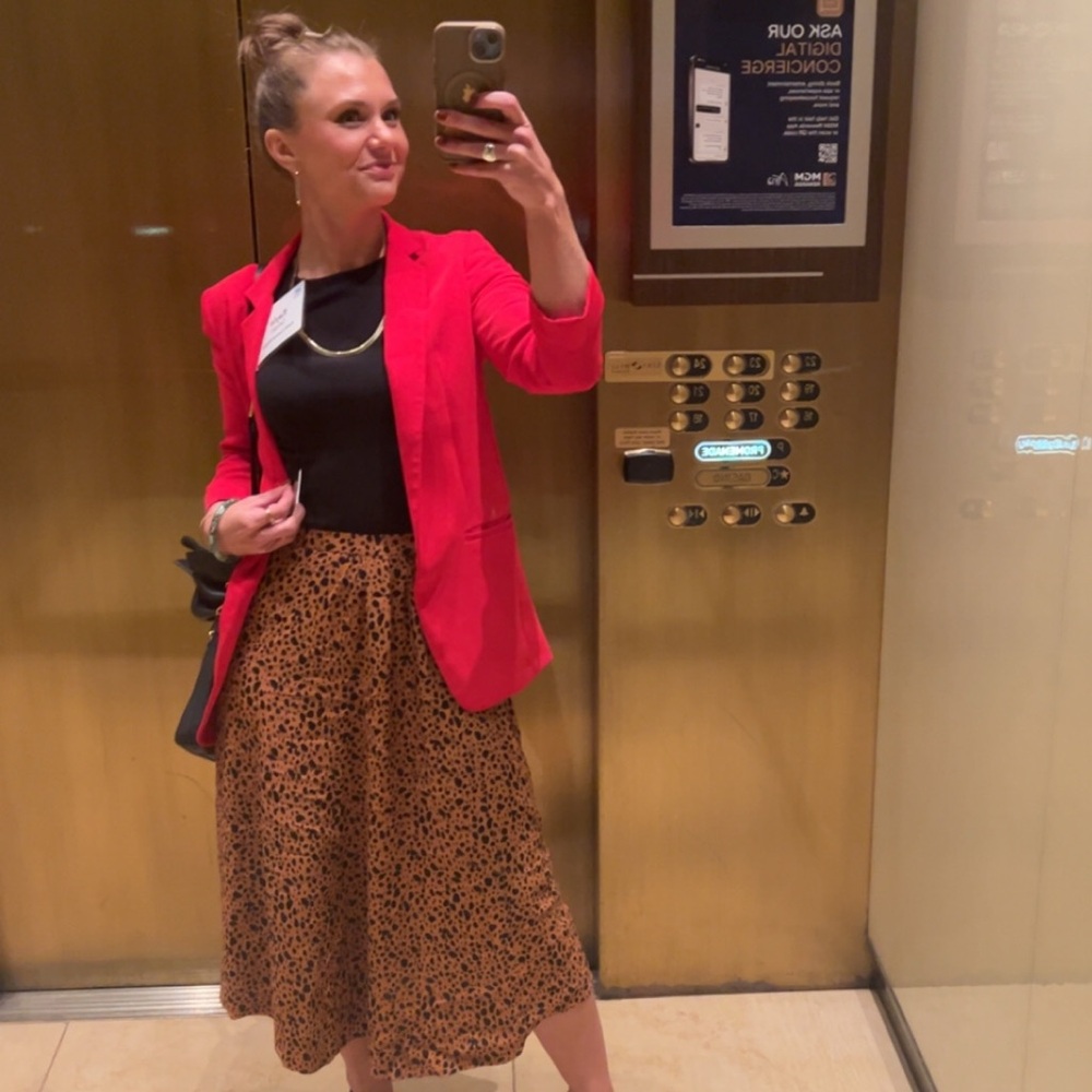 Meet your Posher, Kayla